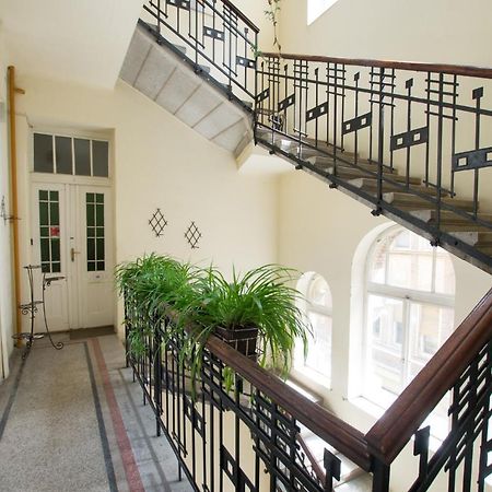 Antikvilla Apartman Szeged Exteriör bild