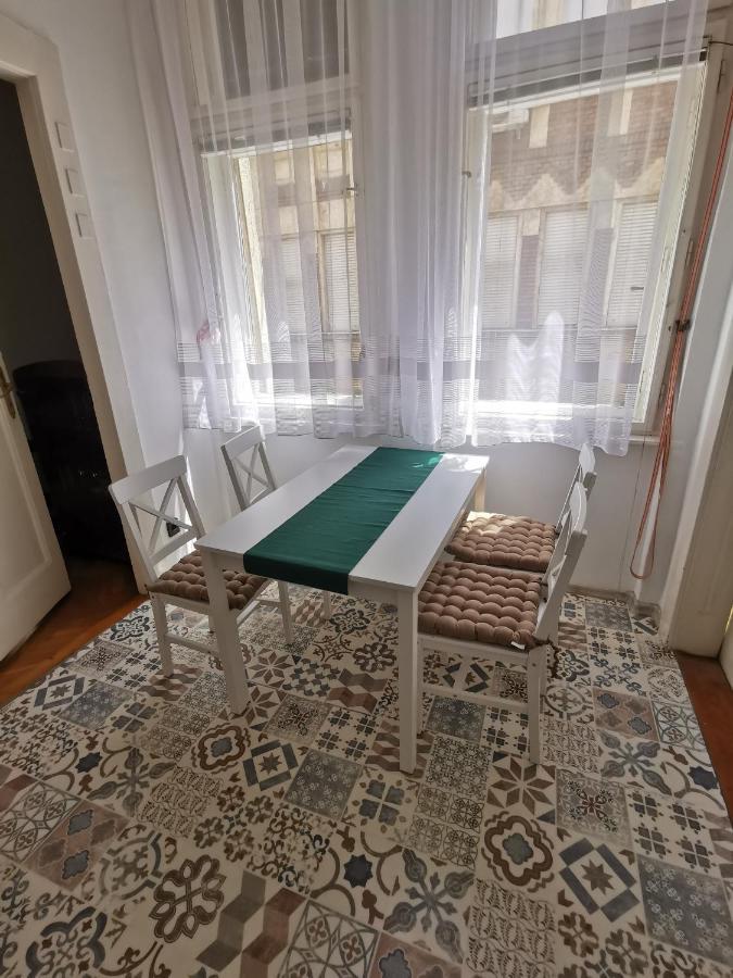 Antikvilla Apartman Szeged Exteriör bild