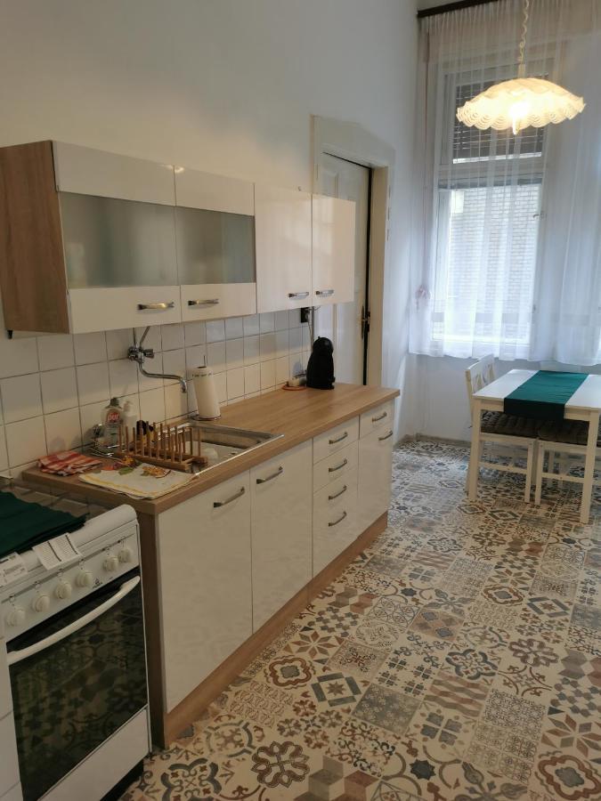 Antikvilla Apartman Szeged Exteriör bild