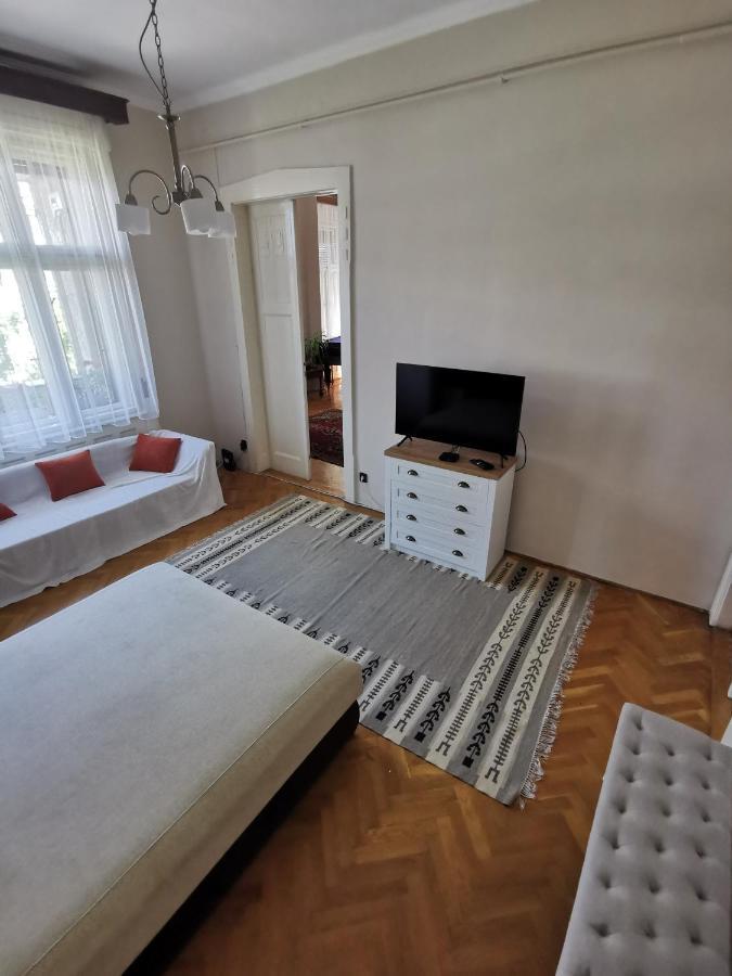 Antikvilla Apartman Szeged Exteriör bild